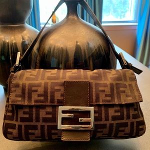 Fendi Zucca Baguette Brown Canvas - Classic!